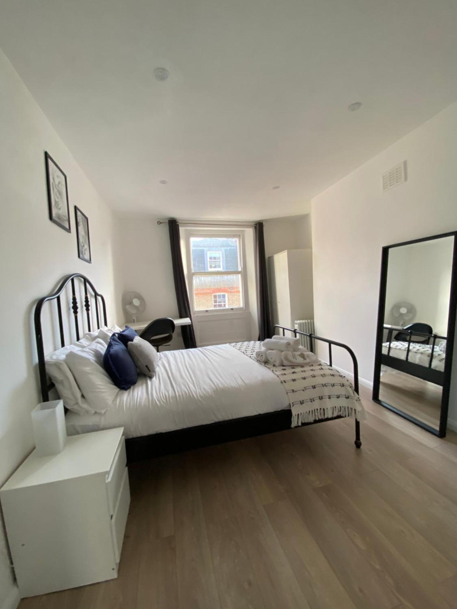 דירות לונדון Fully Equipped 2 Bed Flat On Old Compton St! מראה חיצוני תמונה